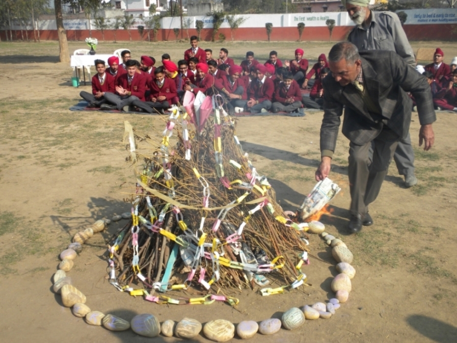 LOHRI 2017